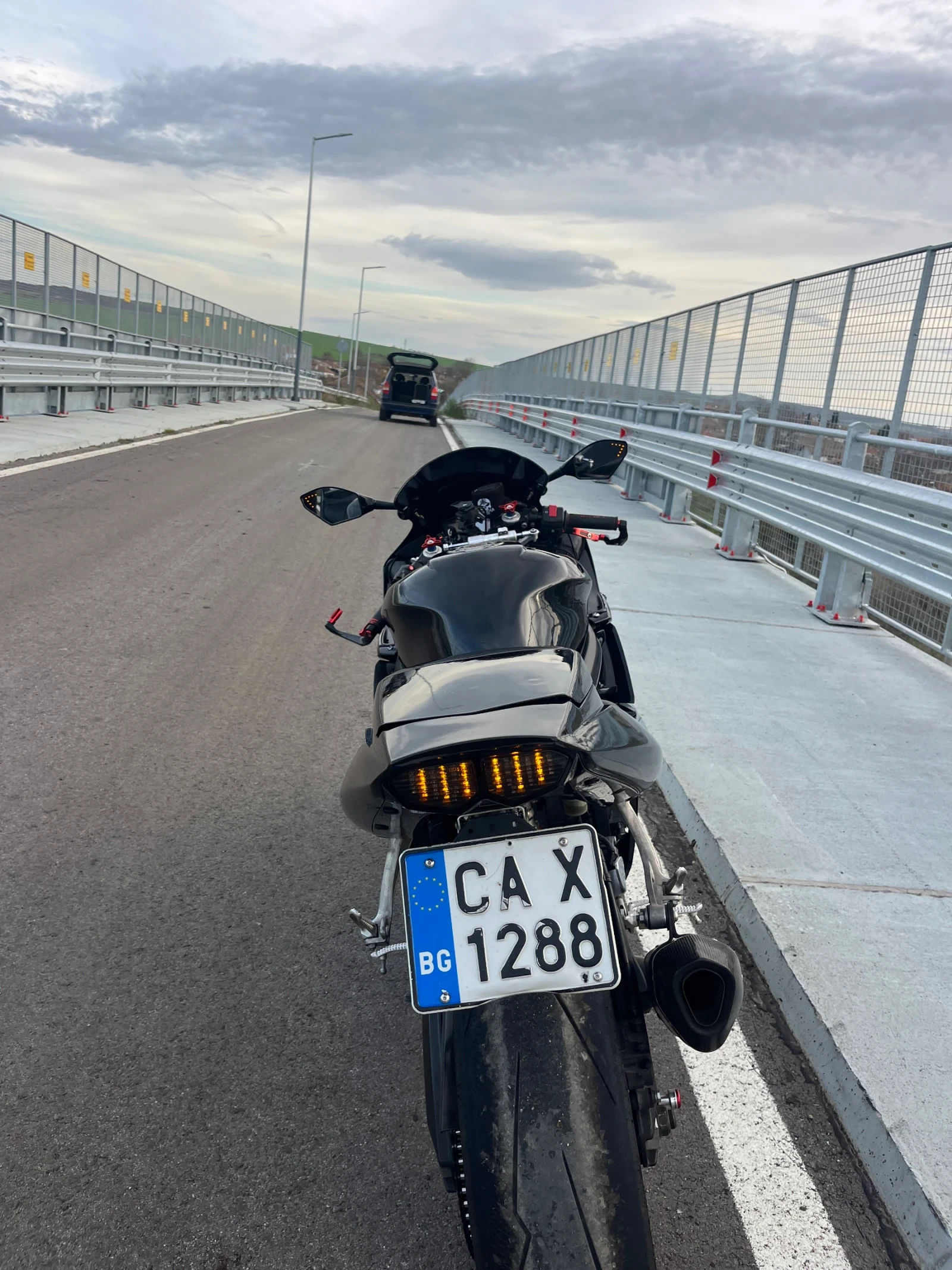 Yamaha YZF-R6  - изображение 6