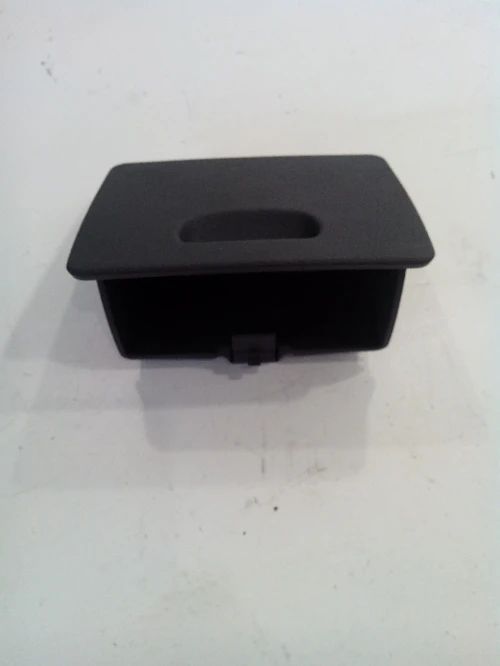 Пепелник за Пежо 407 комби (заден)