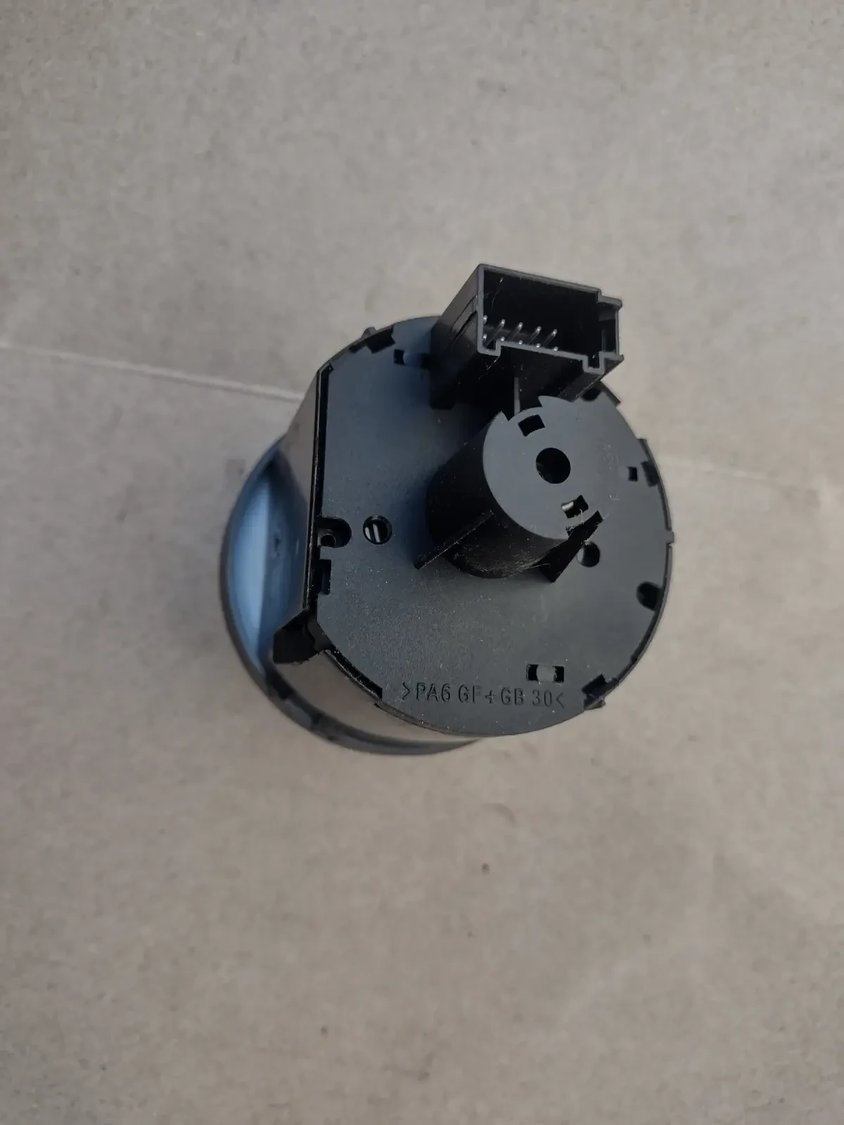 ���� �� ������ VW TOURAN, TIGUAN PA6GF+GB30 | Mobile.bg � ����������� 2