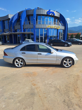 Mercedes-Benz C 220, снимка 3