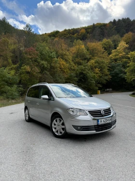 VW Touran 2.0 ТДИ АВТОМАТ - изображение 1