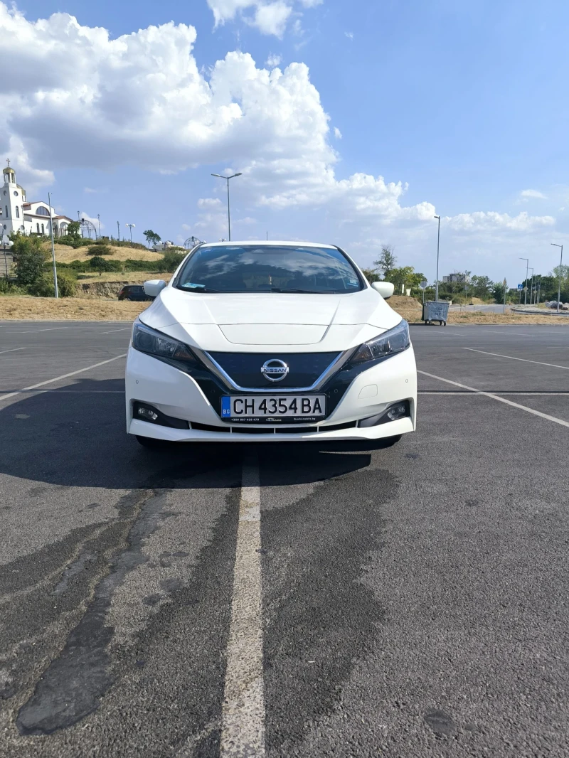 Nissan Leaf , снимка 16 - Автомобили и джипове - 47477022