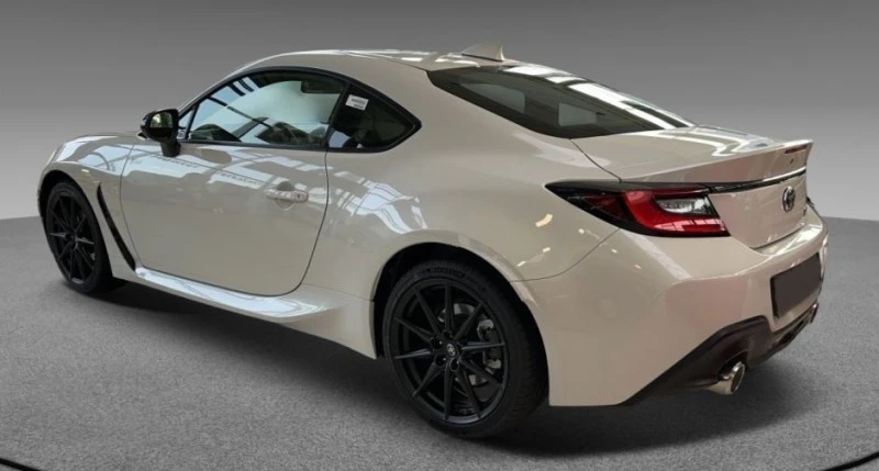 Toyota GT86 GR86, снимка 2 - Автомобили и джипове - 44478085