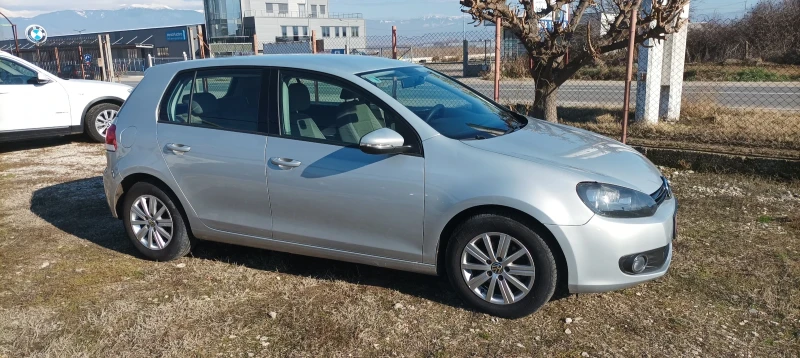 VW Golf  TDI, снимка 4 - Автомобили и джипове - 48499308