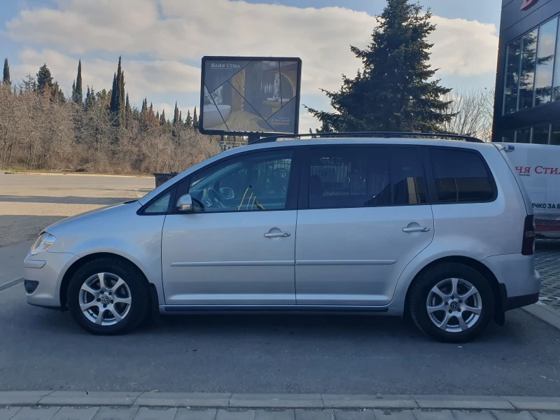 VW Touran 2.0 tdi 140 hp, снимка 9 - Автомобили и джипове - 49031030