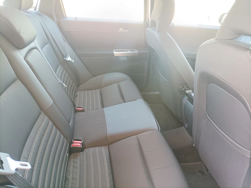Volvo V50 2.0 BENZIN -ЛИЗИНГ , снимка 10 - Автомобили и джипове - 50908667