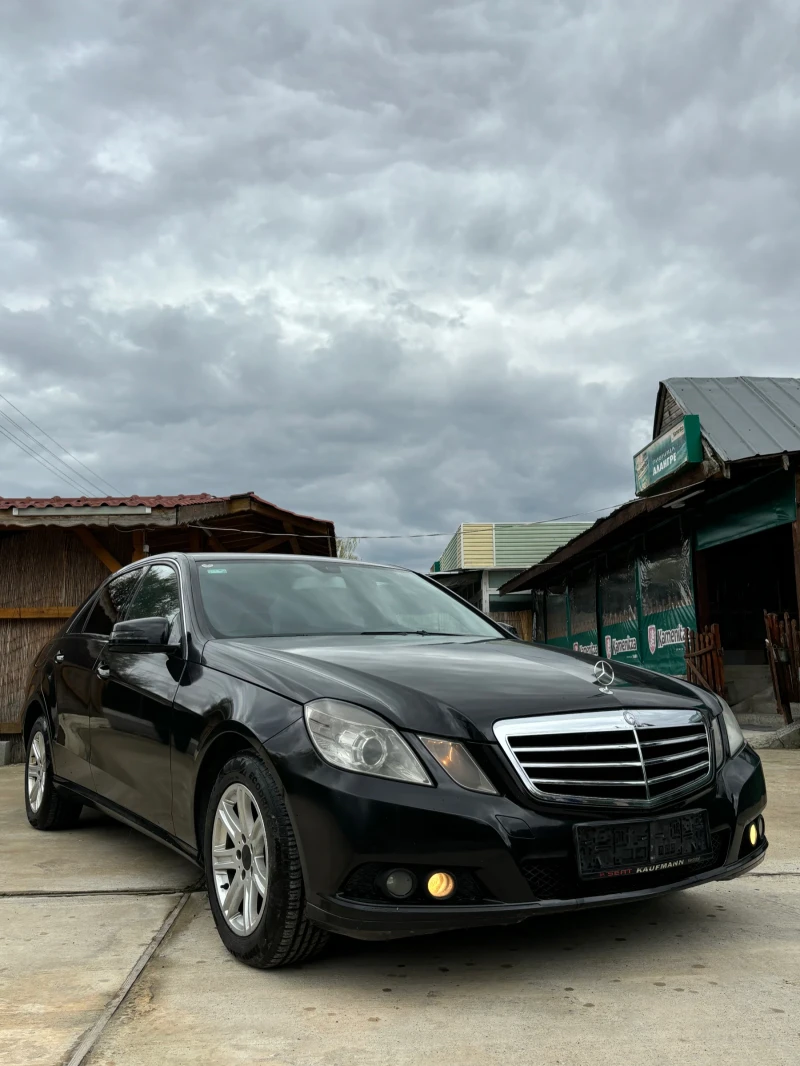 Mercedes-Benz E 200 2.2, снимка 3 - Автомобили и джипове - 52673196