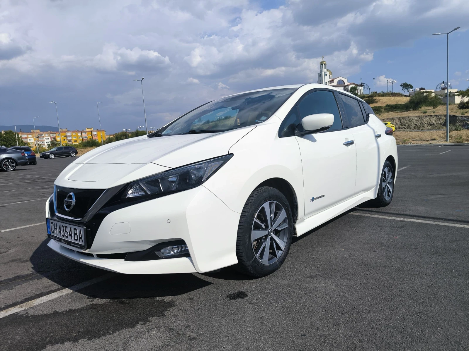 Nissan Leaf  - [1] 