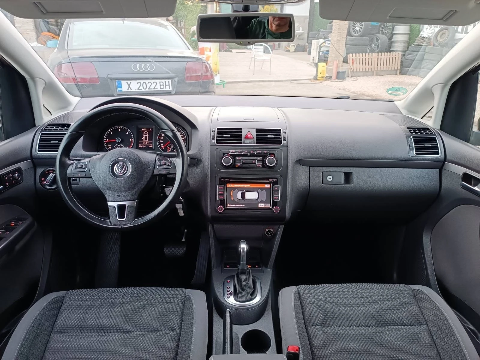 VW Touran 1.6TDI - изображение 6