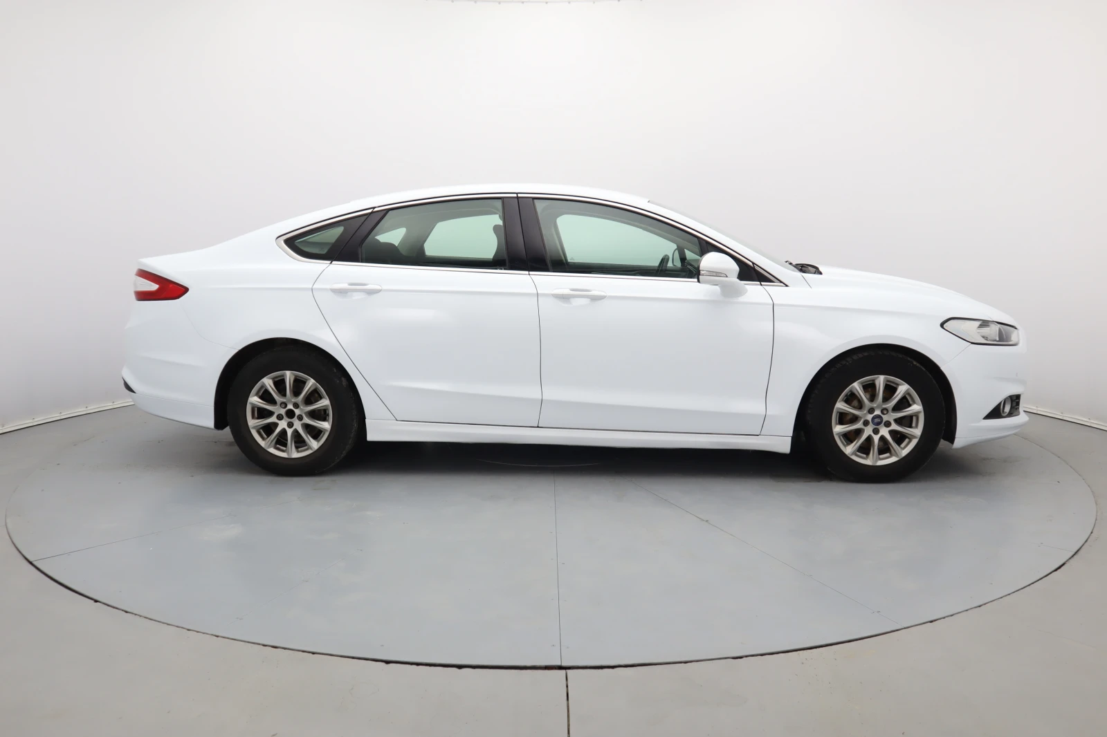 Ford Mondeo 2.0 TDCI - изображение 7