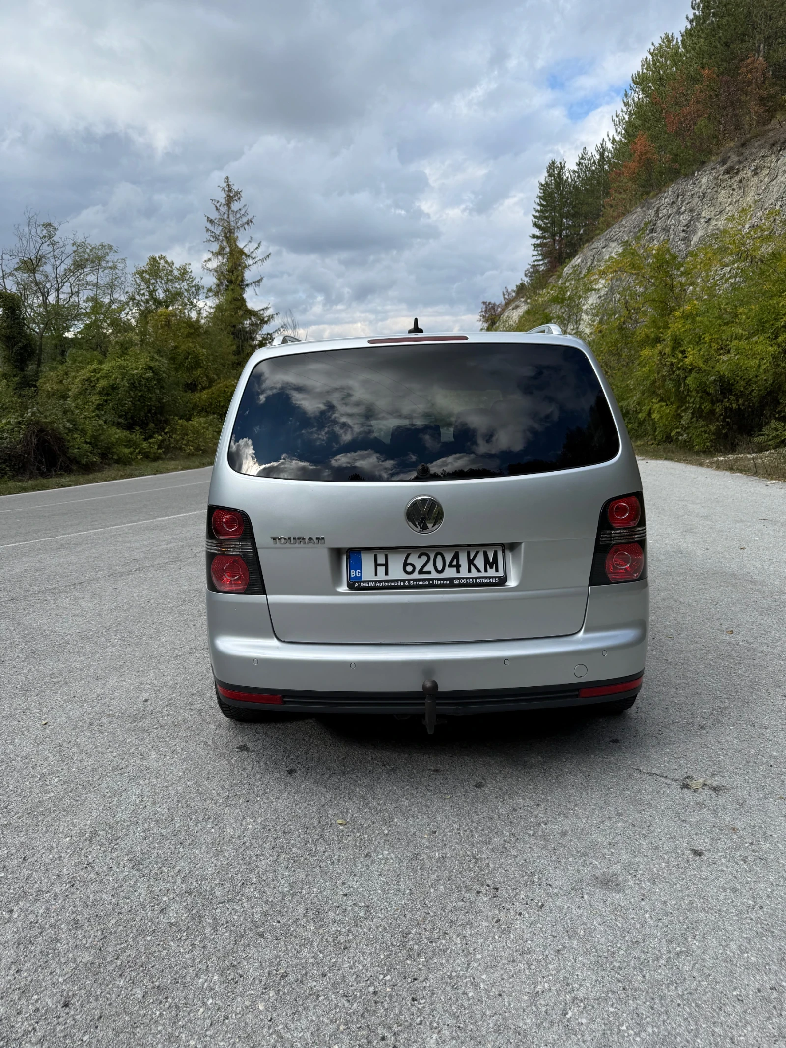 VW Touran 2.0 ТДИ АВТОМАТ - изображение 5