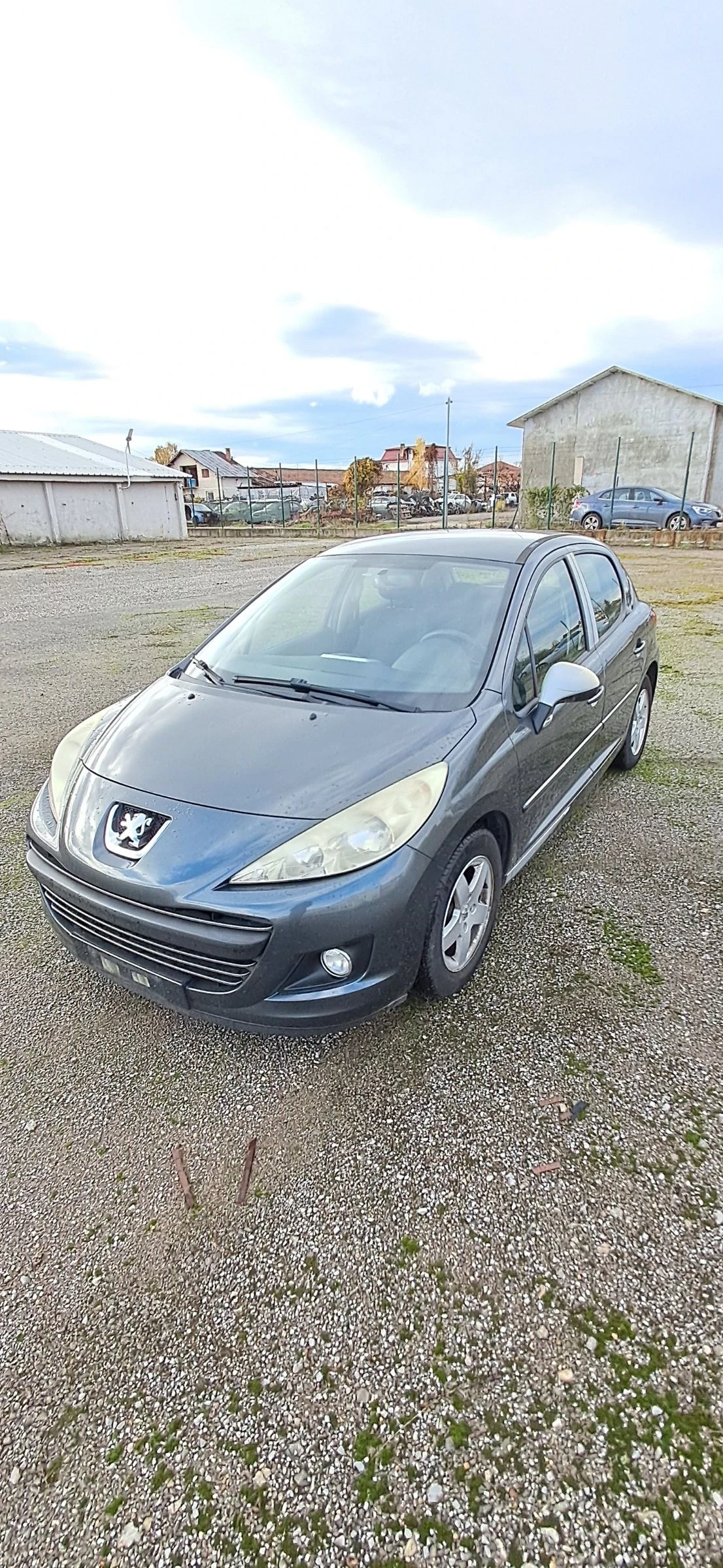 Peugeot 207 1.6  HDI | Mobile.bg   1