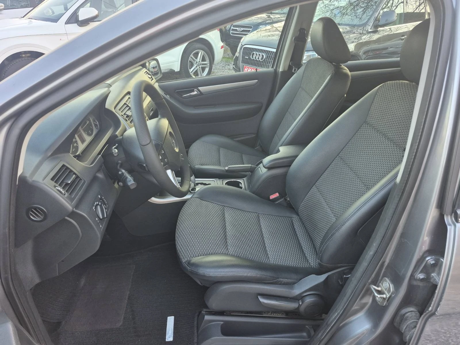 Mercedes-Benz B 200 CDI - AVTOMAT* * *  - изображение 8