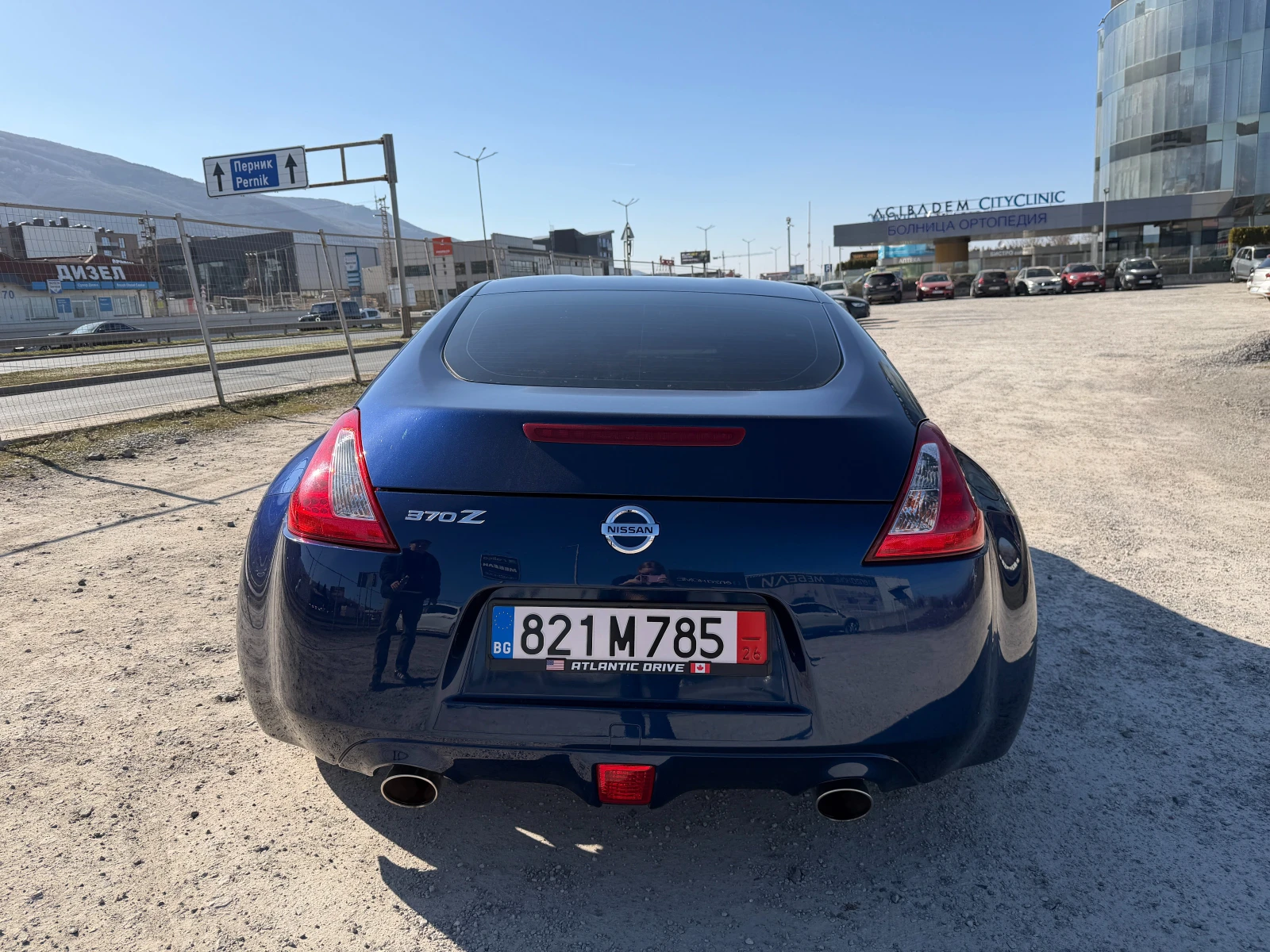 Nissan 370Z BASE, снимка 8 - Автомобили и джипове - 53829579