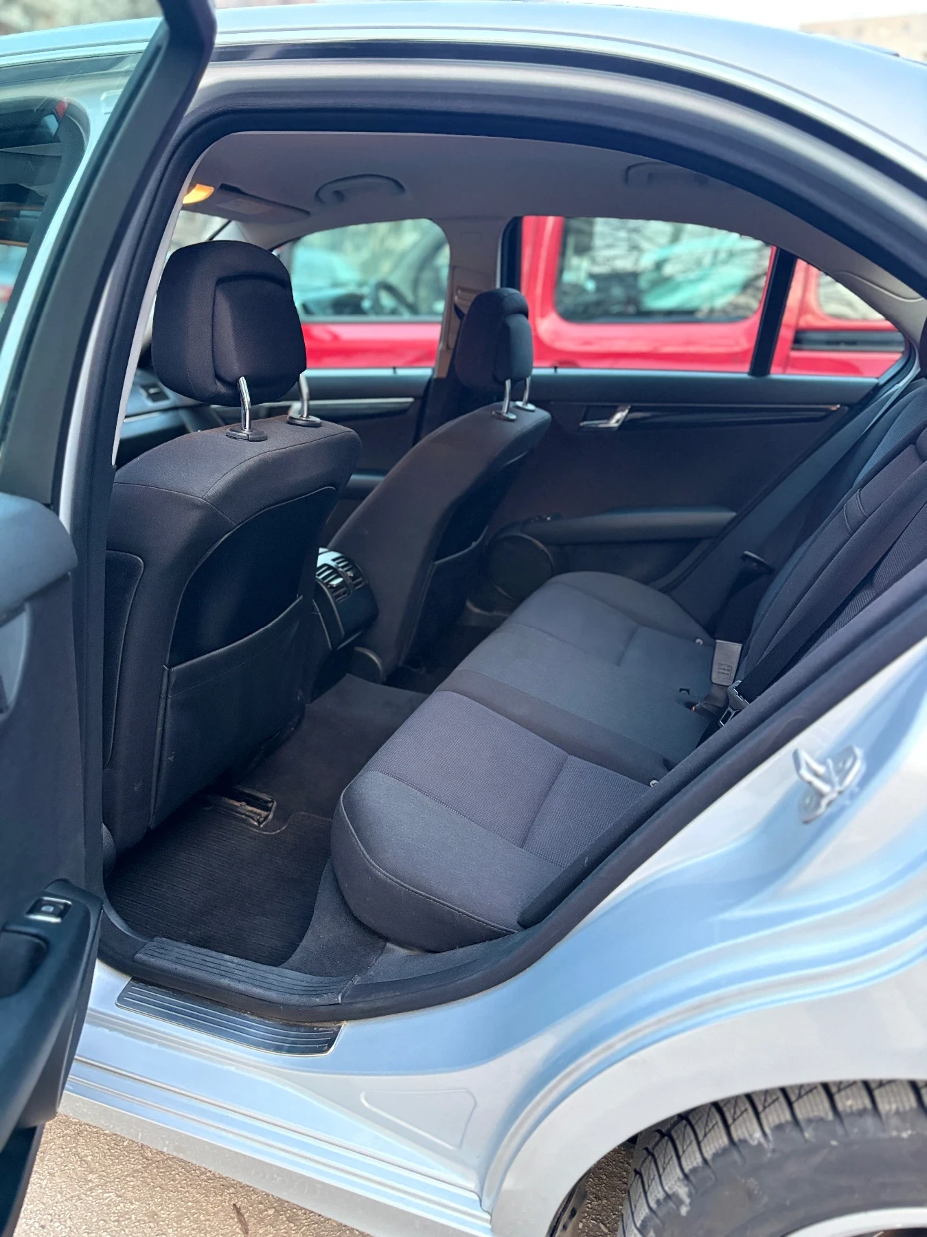 Mercedes-Benz C 200, снимка 7 - Автомобили и джипове - 53865068