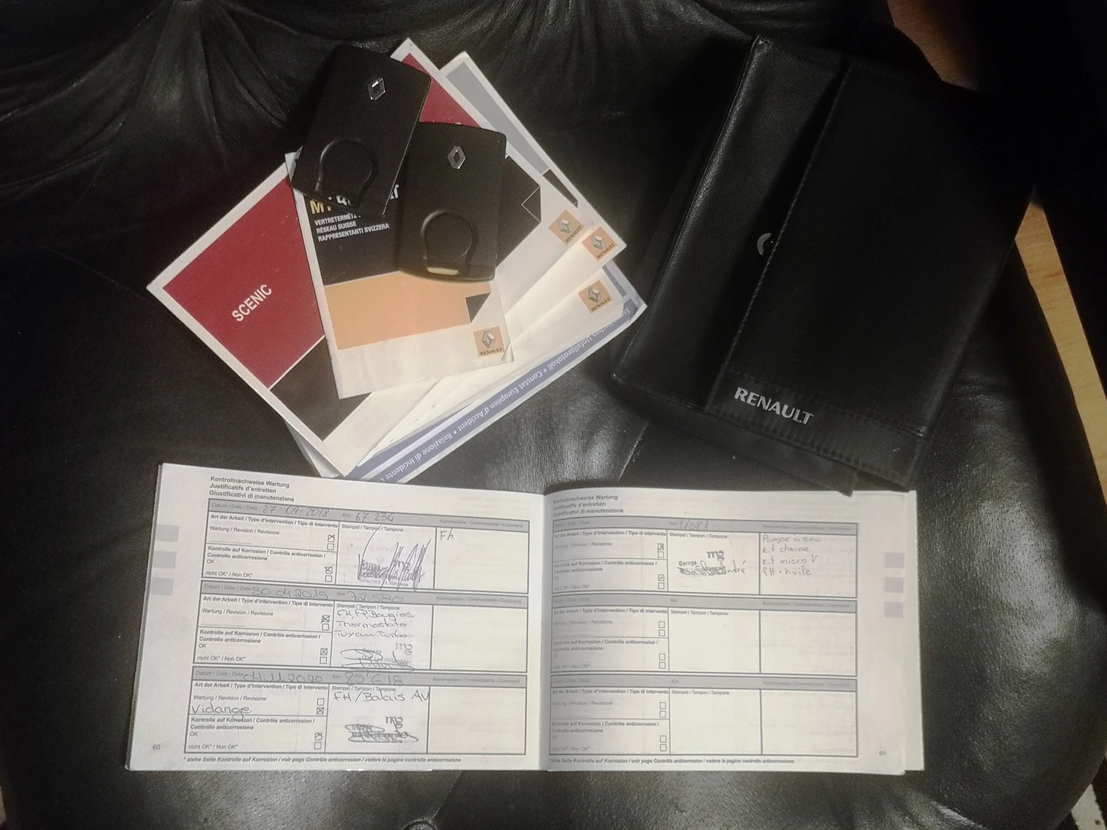 Renault Scenic, снимка 14 - Автомобили и джипове - 53893639