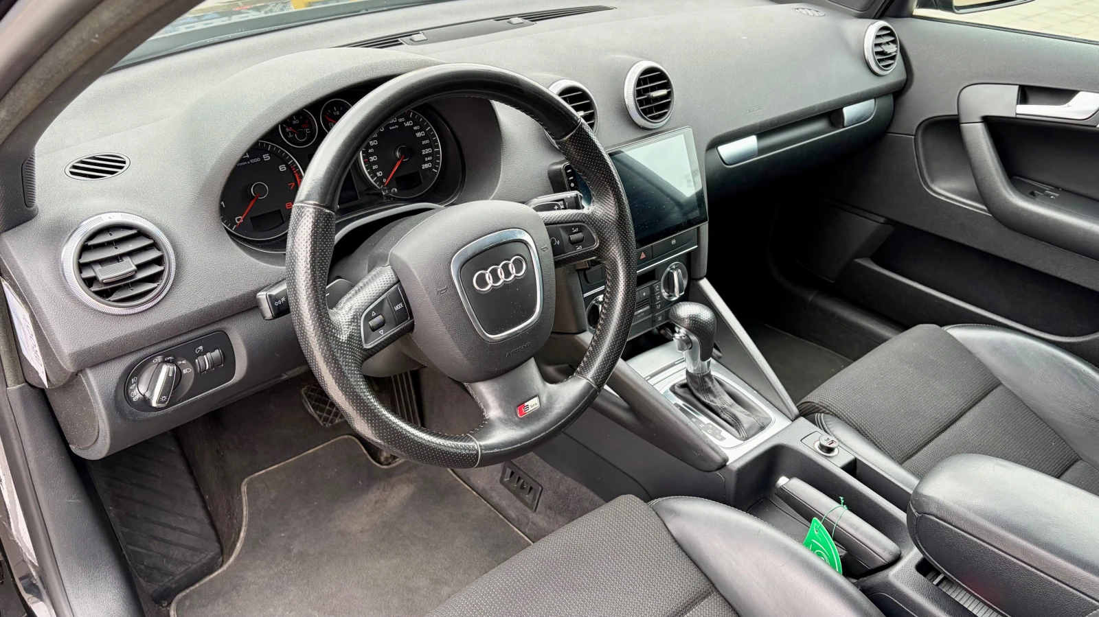 Audi A3 1.4TFSI S-Line Sportback , снимка 9 - Автомобили и джипове - 54015410