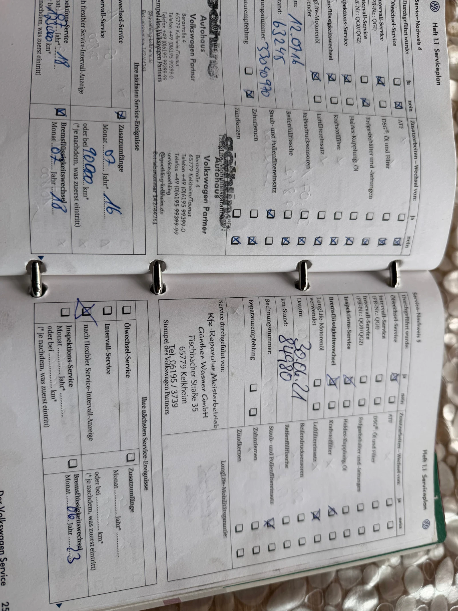 VW Golf 2.0 TDI, снимка 16 - Автомобили и джипове - 54042776