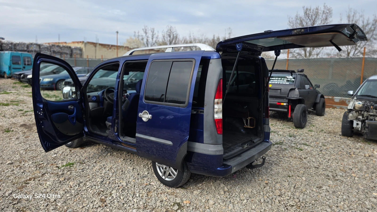 Fiat Doblo 1.6 105hp, снимка 7 - Автомобили и джипове - 54054066