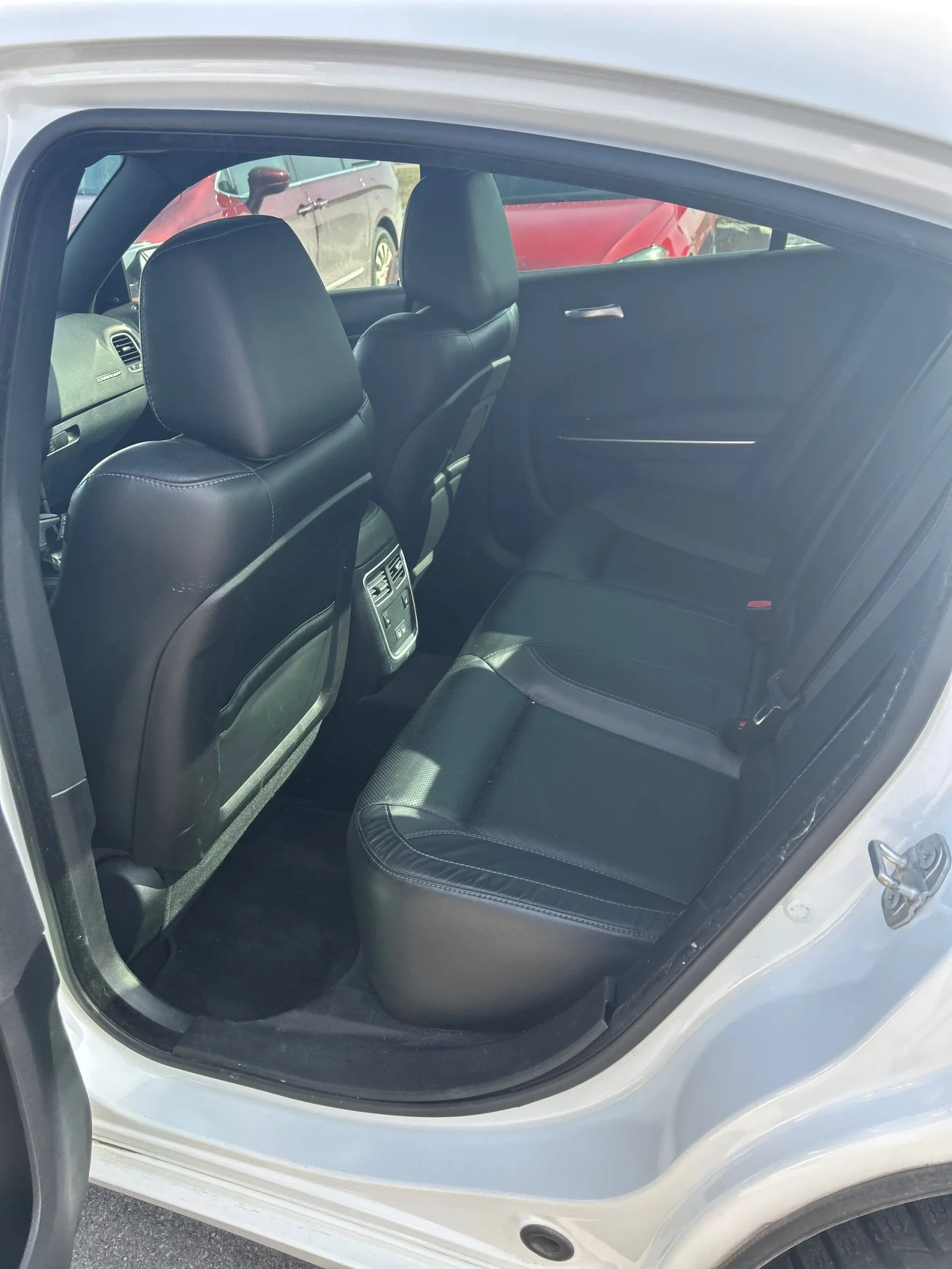 Dodge Charger SXT* CARFAX* KEYLESS * ДВА КЛЮЧА, снимка 10 - Автомобили и джипове - 54076578