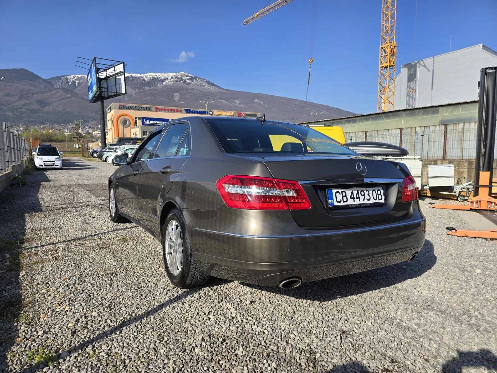 Mercedes-Benz E 350 CGI АВТОМАТИК AVANGARDE, снимка 2 - Автомобили и джипове - 54222768