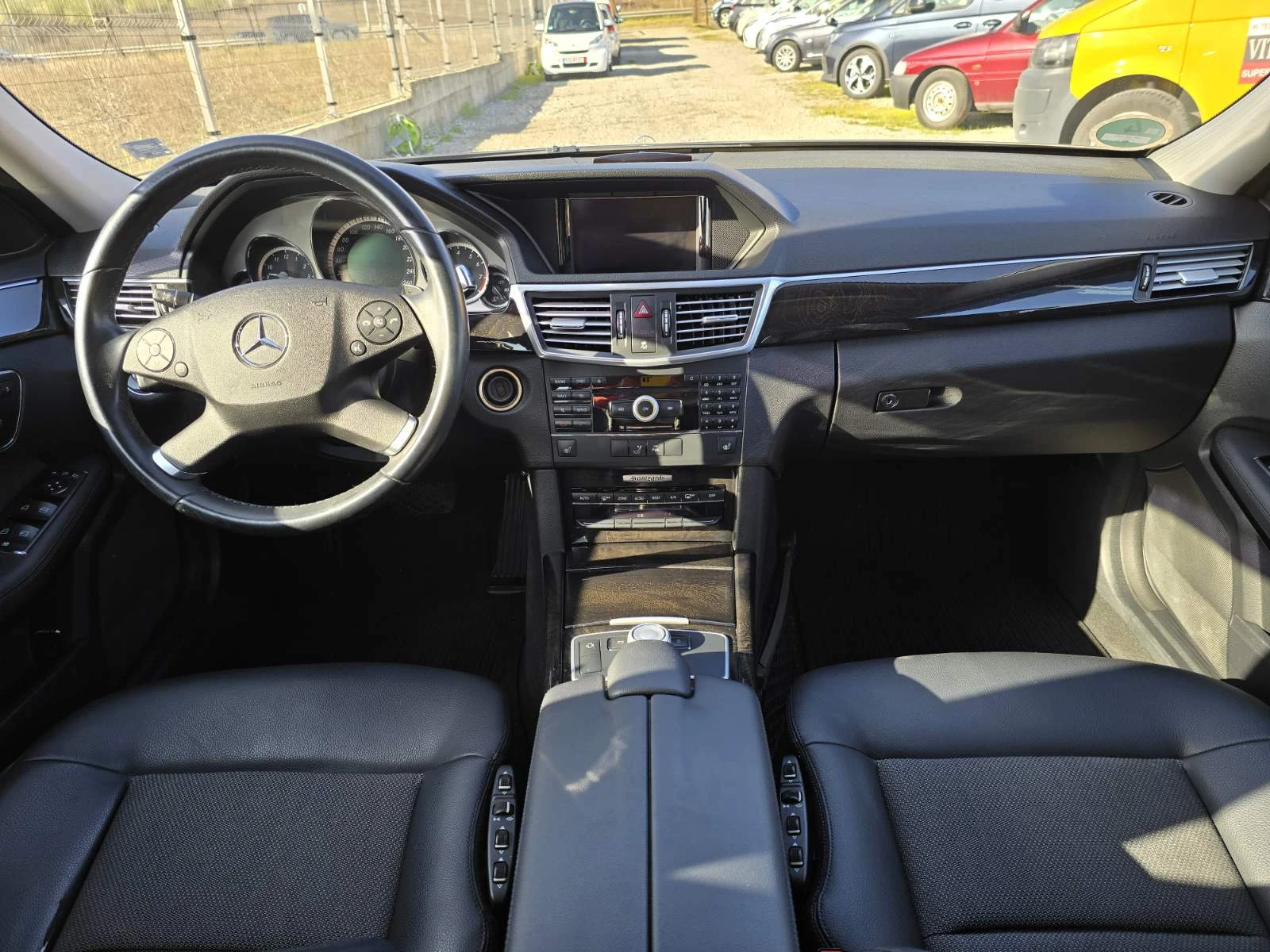 Mercedes-Benz E 350 CGI АВТОМАТИК AVANGARDE, снимка 10 - Автомобили и джипове - 54222768