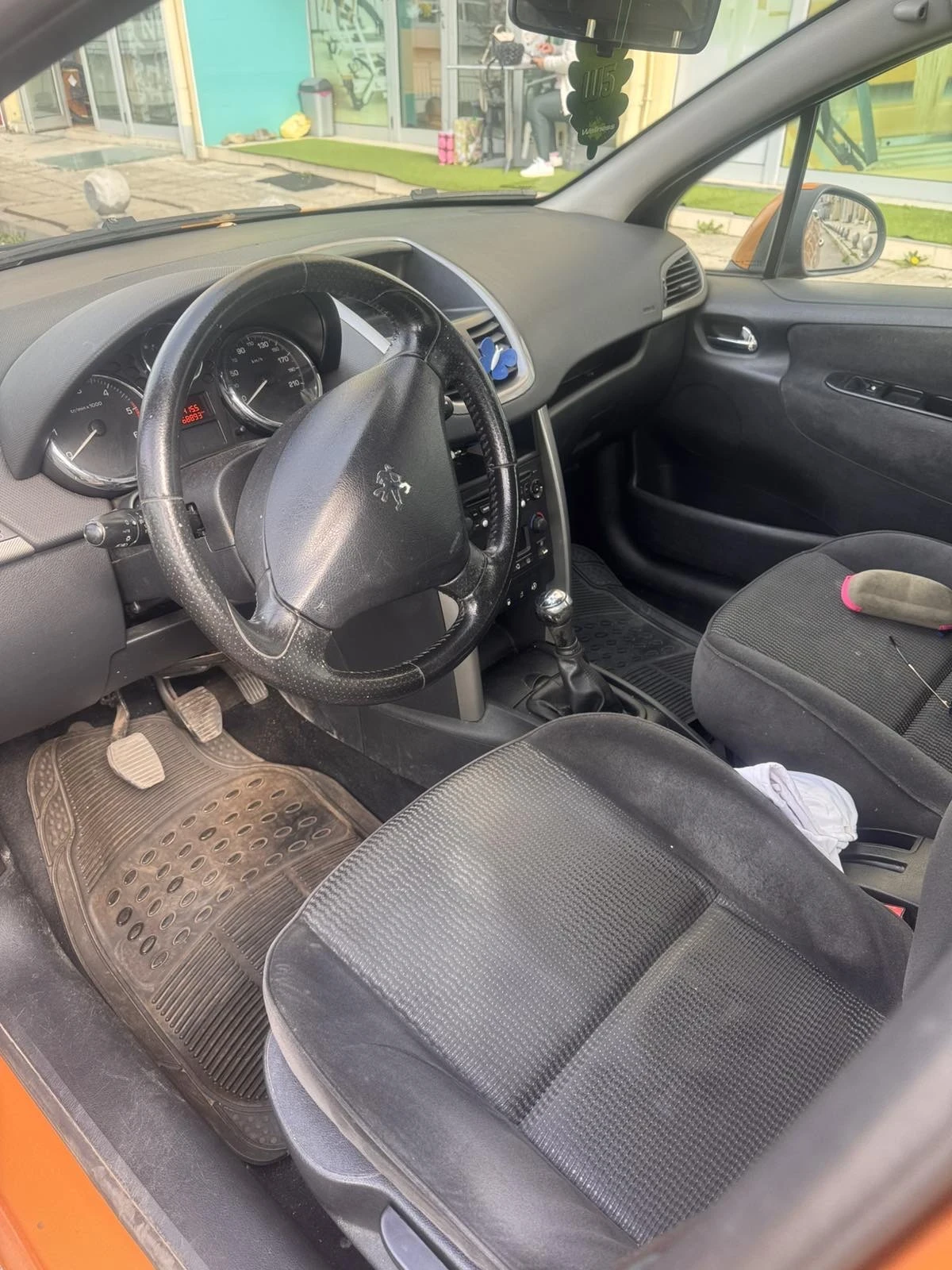 Peugeot 207 1.6 HDI 90к.с, снимка 5 - Автомобили и джипове - 54372362