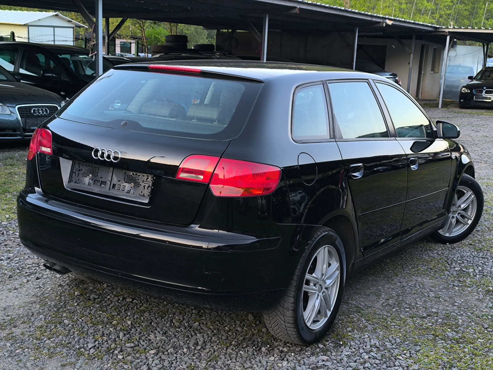 Audi A3 -1.9TDI-105кс(BKC)-КЛИМАТРОНИК-НАВИГАЦИЯ-SPORTBACK, снимка 4 - Автомобили и джипове - 54440762