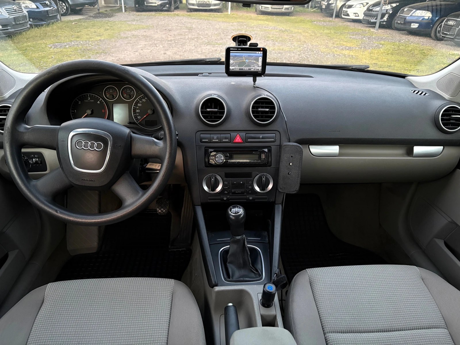 Audi A3 -1.9TDI-105кс(BKC)-КЛИМАТРОНИК-НАВИГАЦИЯ-SPORTBACK, снимка 10 - Автомобили и джипове - 54440762