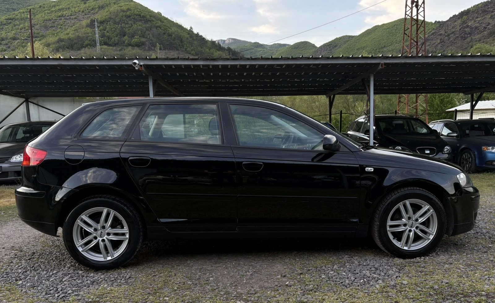 Audi A3 -1.9TDI-105кс(BKC)-КЛИМАТРОНИК-НАВИГАЦИЯ-SPORTBACK, снимка 3 - Автомобили и джипове - 54440762