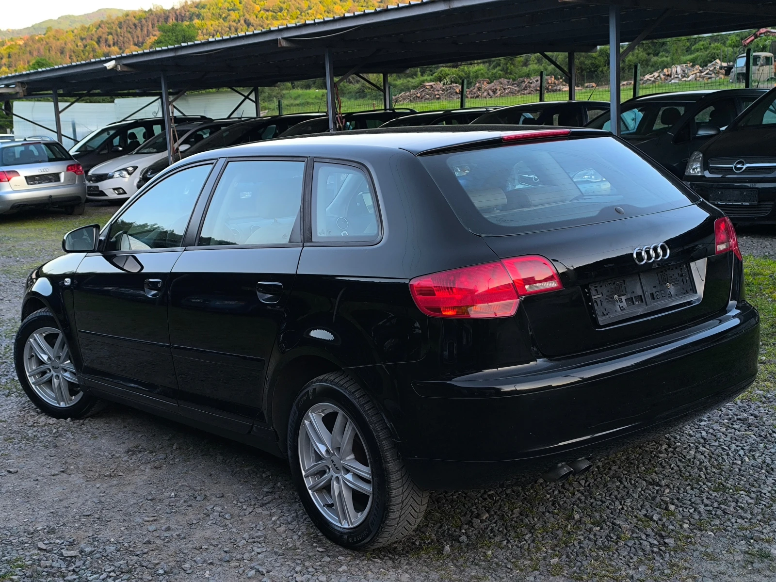 Audi A3 -1.9TDI-105кс(BKC)-КЛИМАТРОНИК-НАВИГАЦИЯ-SPORTBACK, снимка 6 - Автомобили и джипове - 54440762