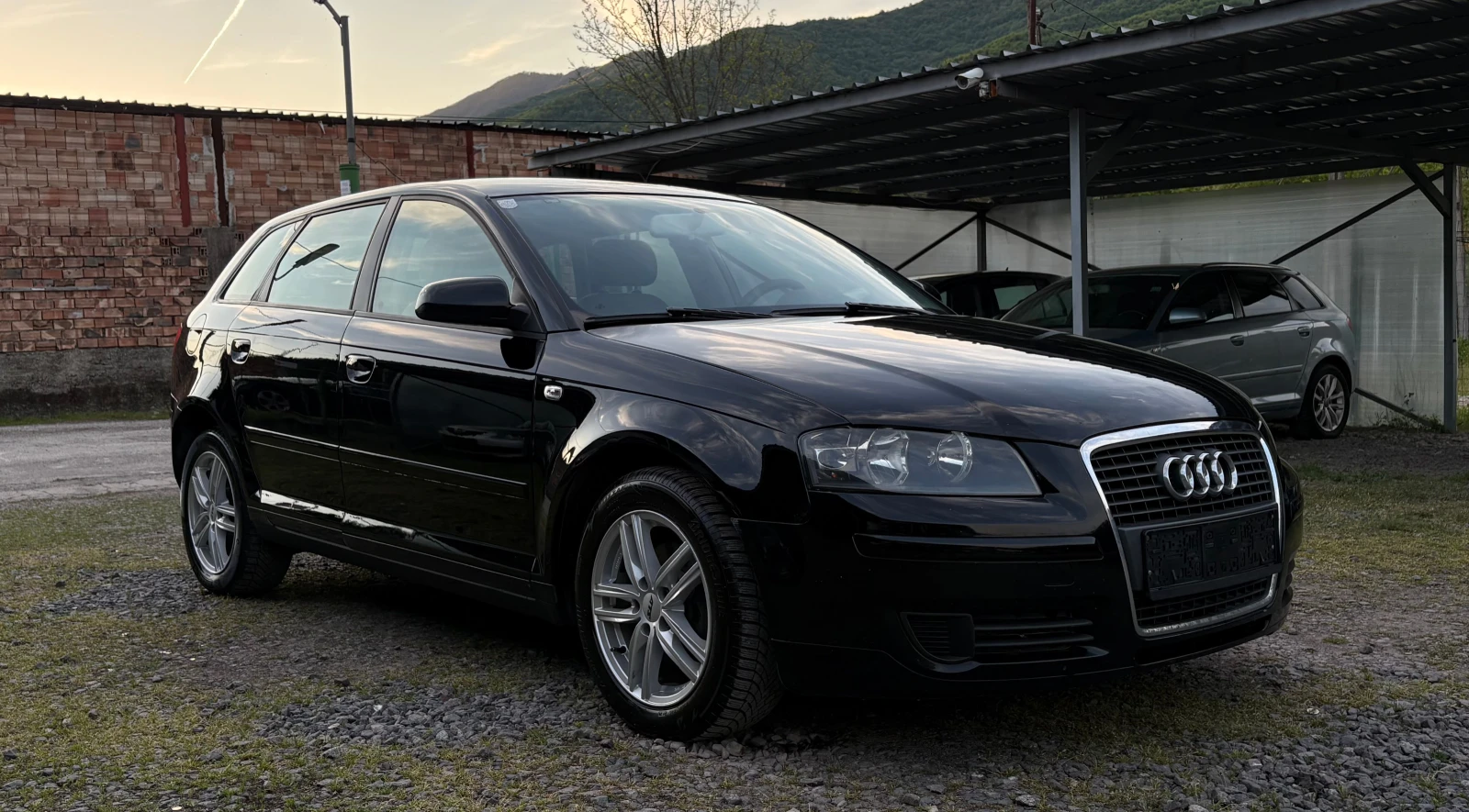 Audi A3 -1.9TDI-105кс(BKC)-КЛИМАТРОНИК-НАВИГАЦИЯ-SPORTBACK, снимка 2 - Автомобили и джипове - 54440762