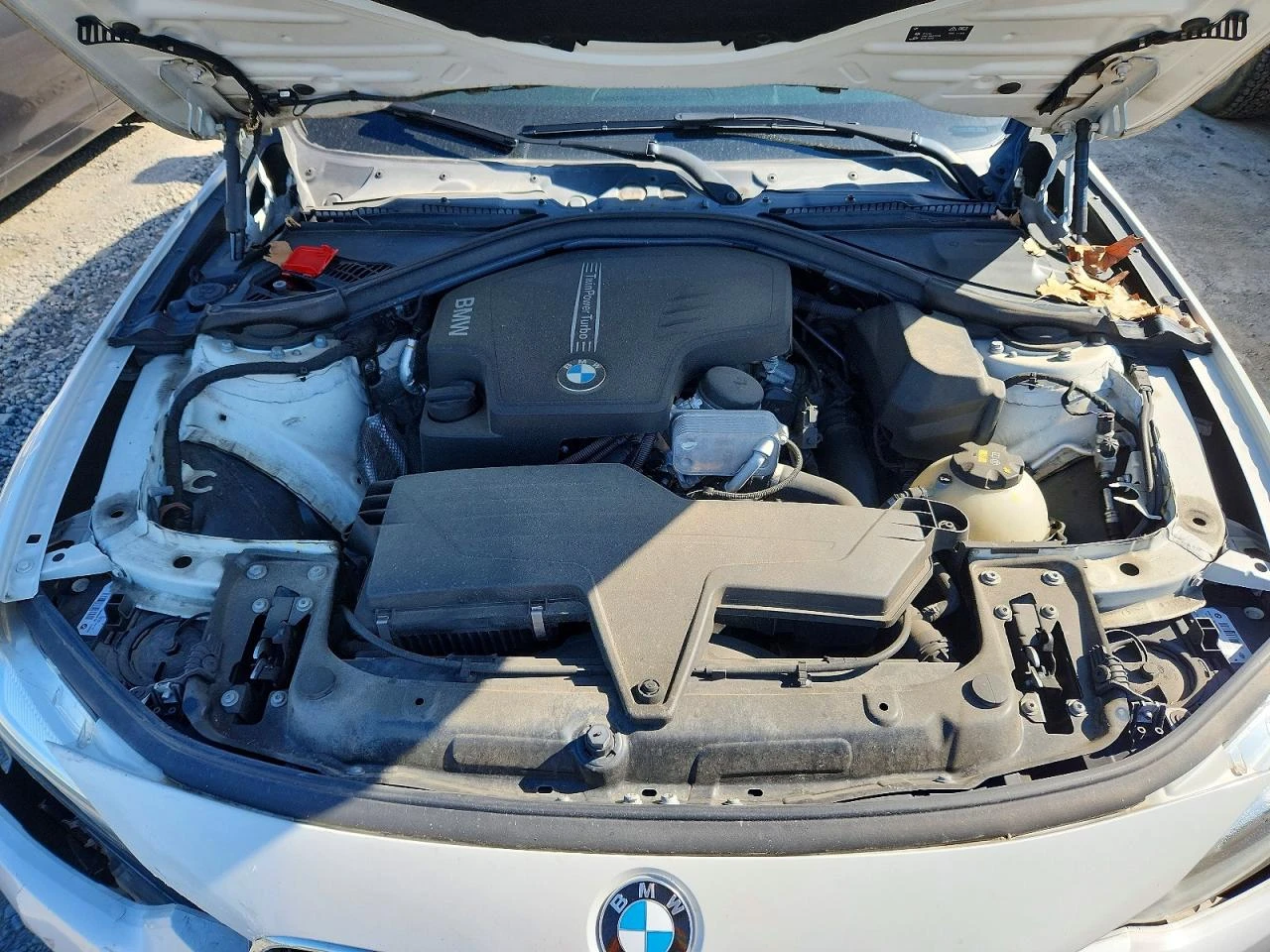 BMW 320 2.0l Xi, снимка 11 - Автомобили и джипове - 55158131