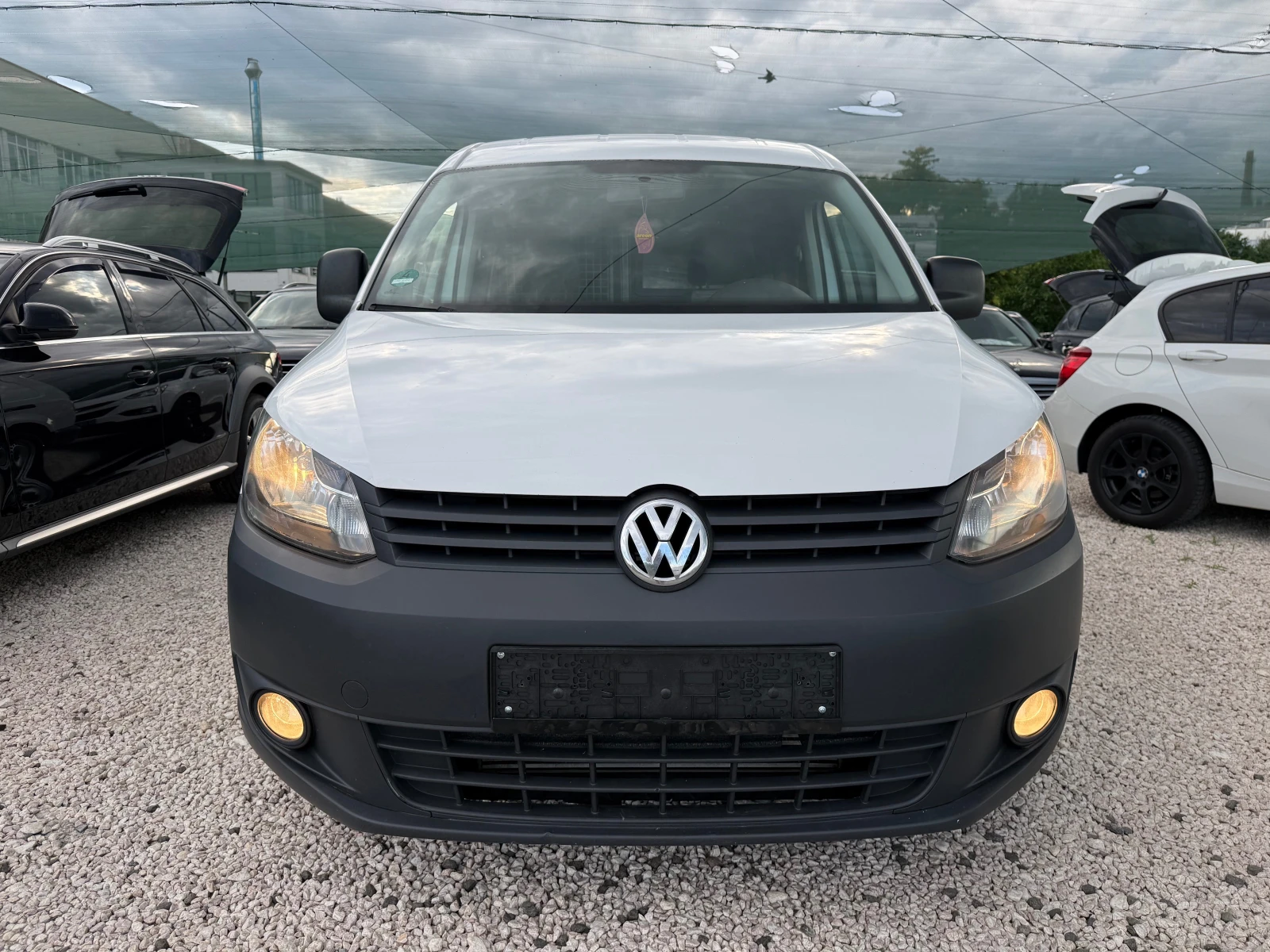 VW Caddy 1.6TDi, MAXi, снимка 2 - Автомобили и джипове - 55204156