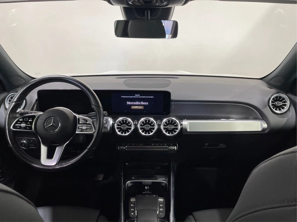 Mercedes-Benz EQB 250* RWD* КОЖА* ПОДГРЕВ* КАМЕРА* , снимка 4 - Автомобили и джипове - 55466288