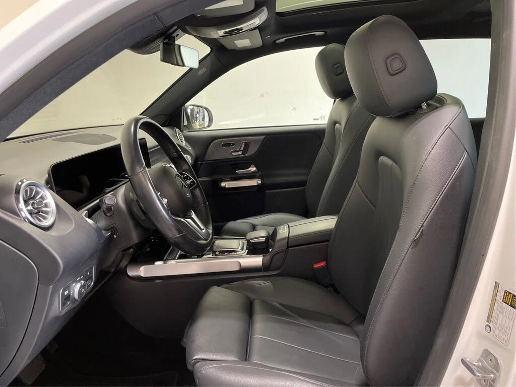 Mercedes-Benz EQB 250* RWD* КОЖА* ПОДГРЕВ* КАМЕРА* , снимка 3 - Автомобили и джипове - 55466288