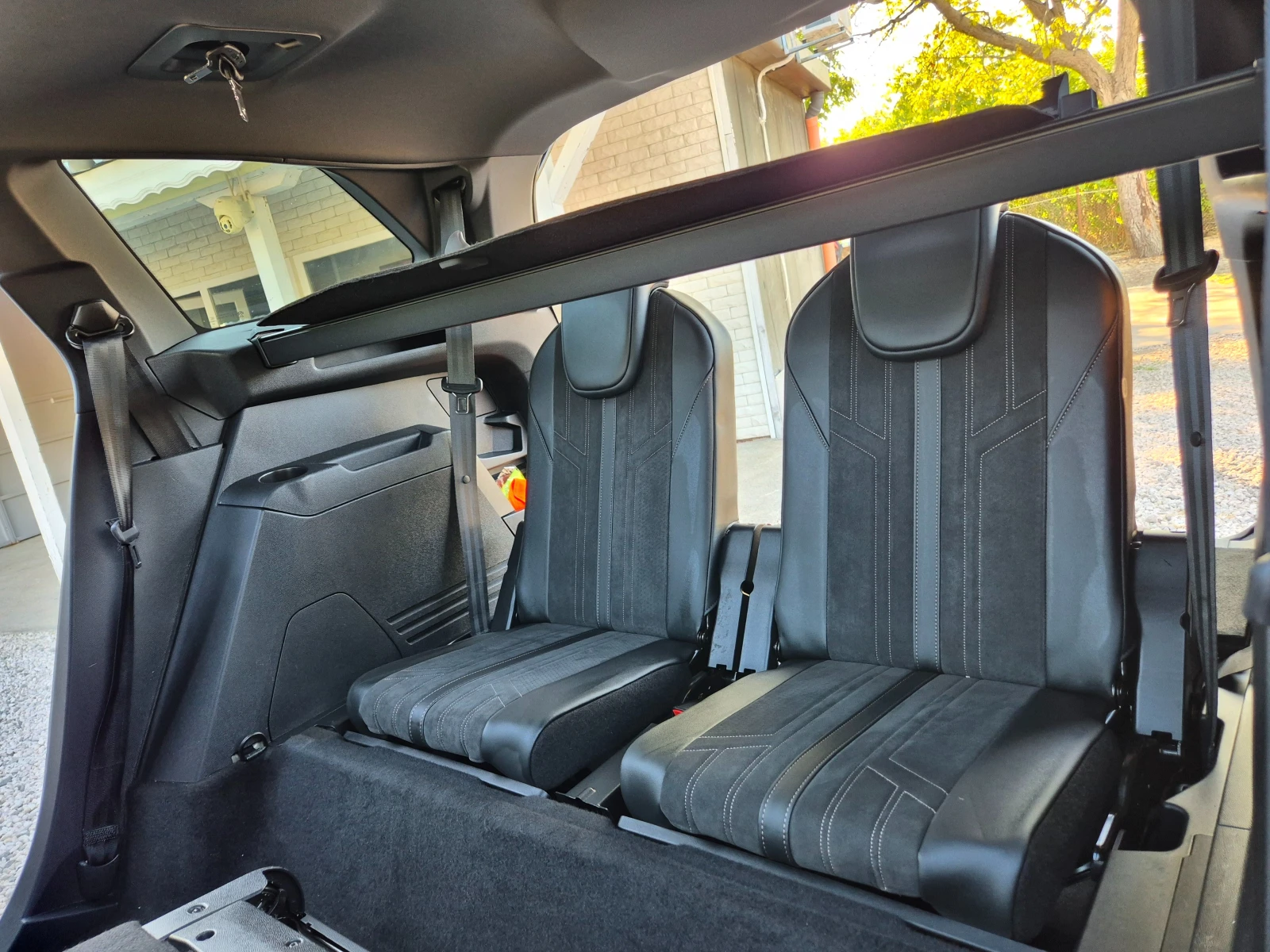 Peugeot 5008 * 2.0-180к.с* GT-LINE* PANO* DISTRONIC* 6+ 1* 77x., снимка 13 - Автомобили и джипове - 55682830