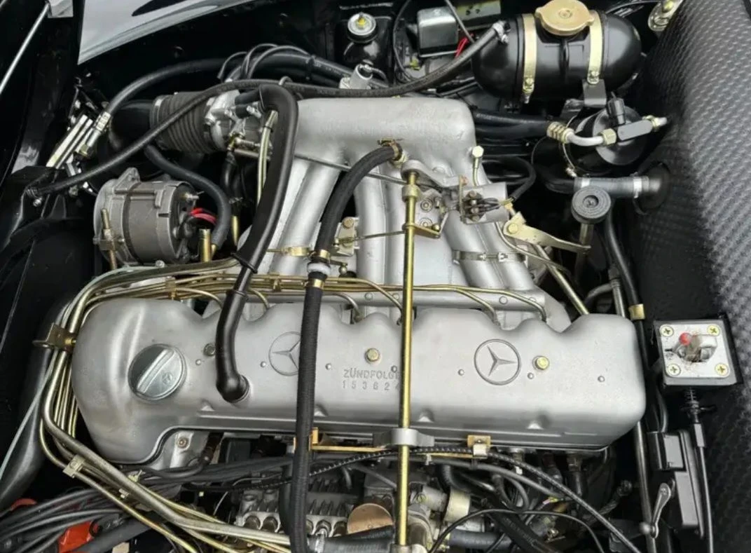 Mercedes-Benz 124 280sl да се обаждат хора, които познават модела , снимка 5 - Автомобили и джипове - 56110607