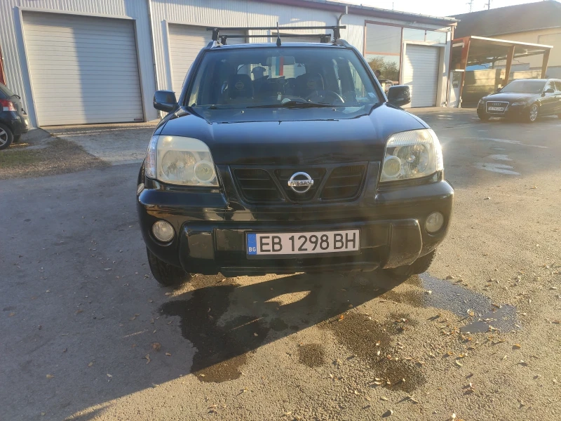 Nissan X-trail Джип, снимка 4 - Автомобили и джипове - 49241812