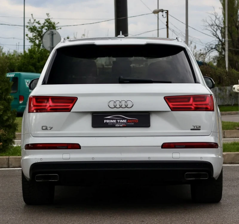 Audi Q7 S-line/Digital/Matrix/Bose/Panorama/Quattro, снимка 4 - Автомобили и джипове - 49971055