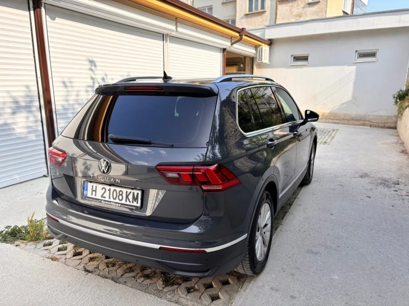VW Tiguan, снимка 10 - Автомобили и джипове - 52739209