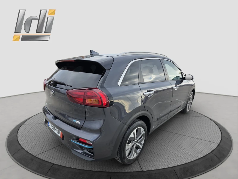Kia Niro EXECUTIVELINE 64 KWh 204кс, снимка 6 - Автомобили и джипове - 52709078