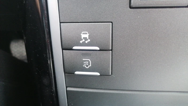 Land Rover Range rover Vouge , снимка 11 - Автомобили и джипове - 52912724