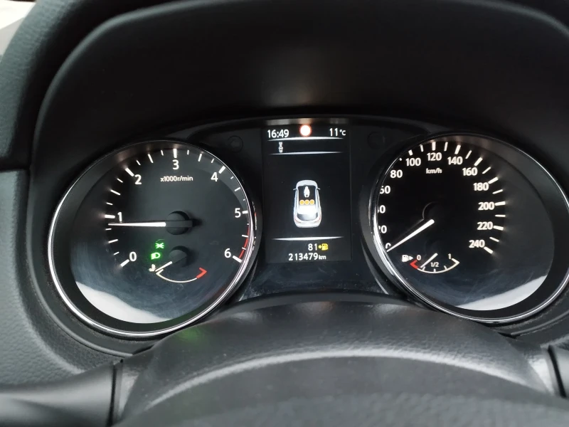 Nissan Qashqai 1.5 DCI, 110 k.c. EURO 5B, Навигация, Камера , снимка 10 - Автомобили и джипове - 53024716