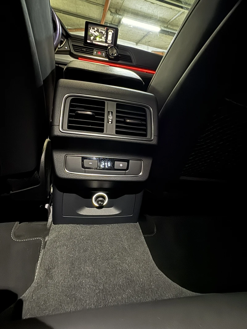 Audi Q5, снимка 12 - Автомобили и джипове - 53297099