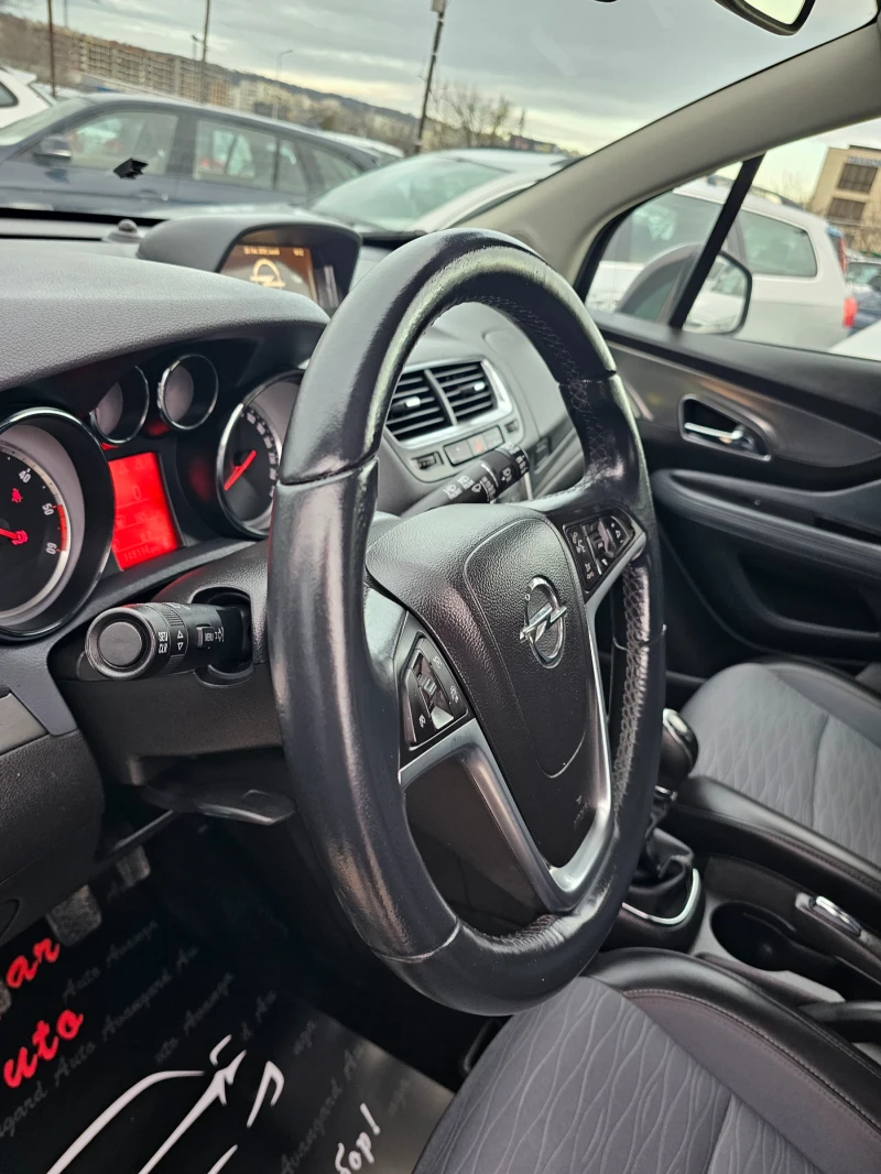 Opel Mokka 1.7CDTi, 4x4 , снимка 12 - Автомобили и джипове - 53599465