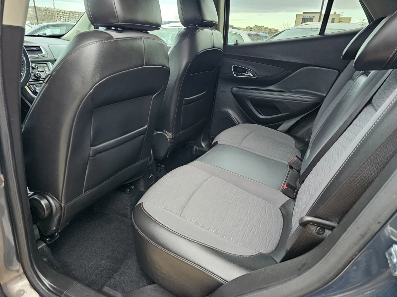 Opel Mokka 1.7CDTi, 4x4 , снимка 10 - Автомобили и джипове - 53599465