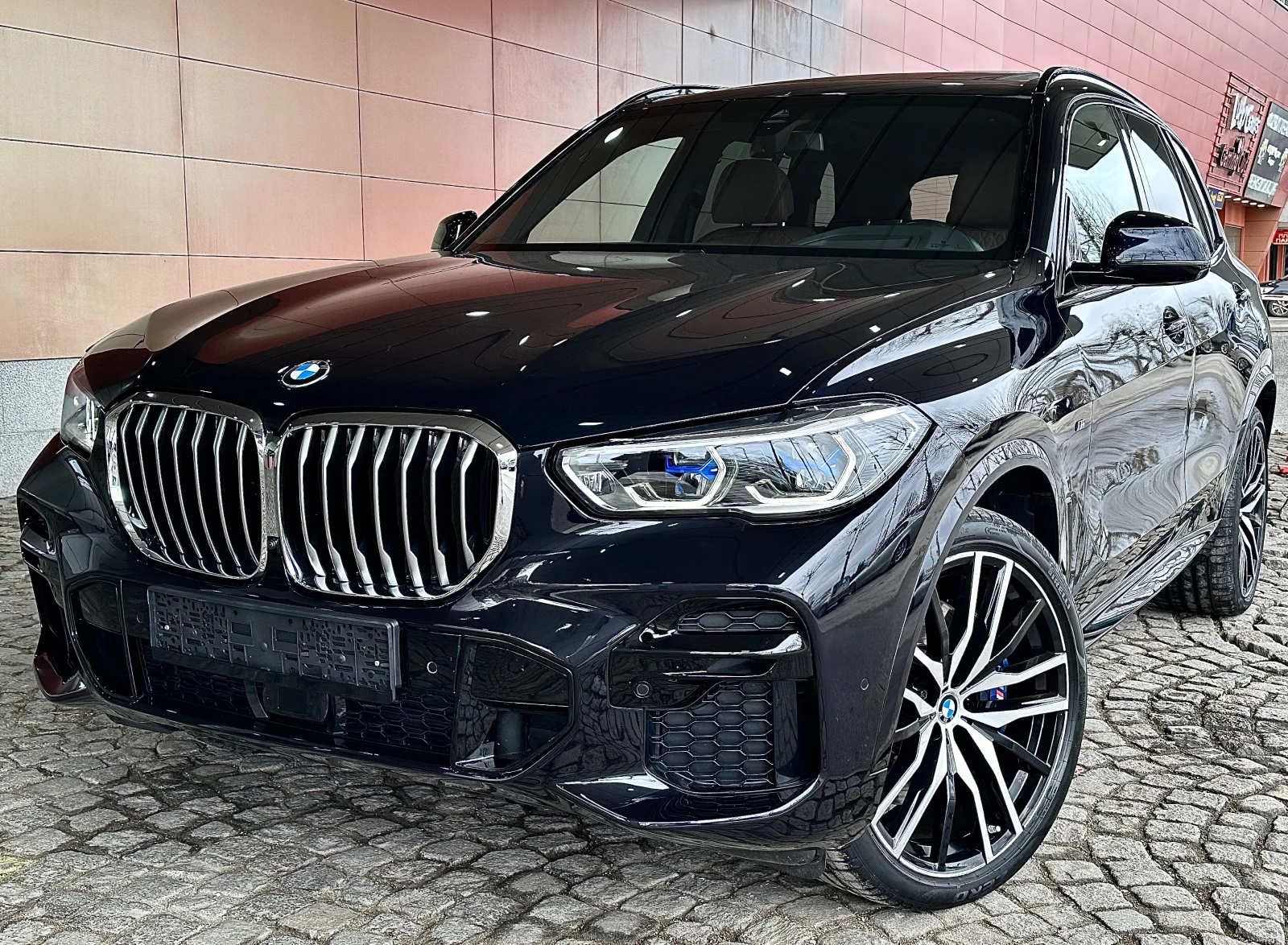 BMW X5 40d xDrive M-Pack #SWAROVSKI#LASER#OBDUH#PANO#DIS#, снимка 1