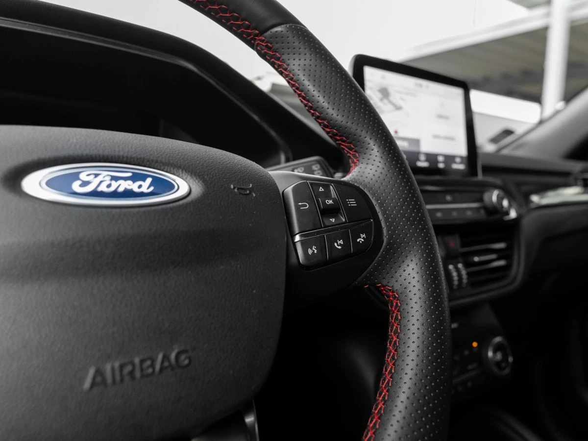 Ford Kuga 1.5/ST-LINE/120HP/LED/ACC/NAVI/AMBI/198f - изображение 9