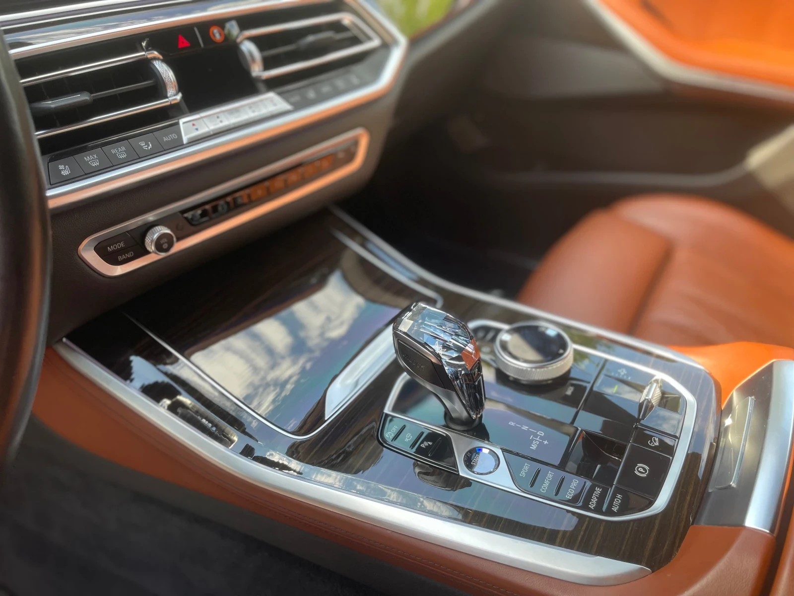 BMW X5 40i mild hybrid full full неразличима от нова - изображение 8
